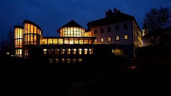 Pravljično praznovanje novomeške knjižnice