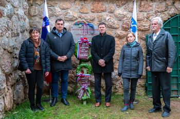 Obeležili spomin na umrle v bombardiranju Jesenic