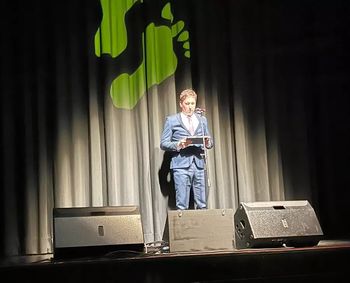 200 korakov do oblakov