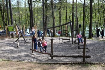 Zaključil se je večletni projekt Doza narave v malhi zabave