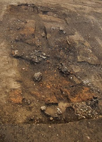 V stari telovadnici Osnovne šole Mengeš izredno zanimive in povedne arheološke najdbe tudi iz časa mlajše železne dobe