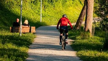 Po družinskih kolesarskih poteh na podeželje