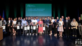 Podelitev diplom, priznanj in promocija doktorjev znanosti FIŠ v Novem mestu