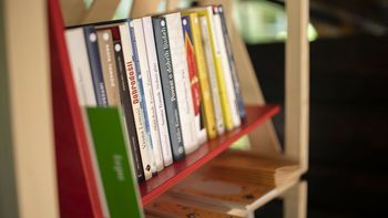 Selitev Knjižnic Poljane in Nove Poljane Selitev Knjižnic Poljane in Nove Poljane