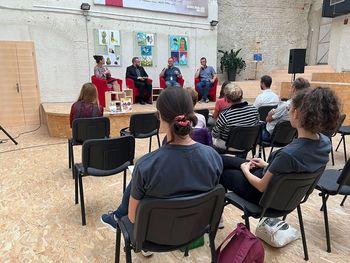 Ko zastane srce – dogajanje v novomeški knjižnici ob svetovnem dnevu srca