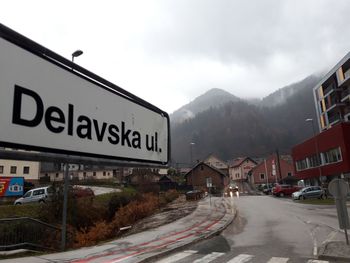 Sklepi jeseniške občine in KS Sava glede ''sporne'' nove prometne ureditve po prenovi Delavske ulice in Ulice Viktorja Kejžarjeve na Jesenicah