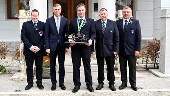 Župan sprejel bronastega orača Igorja Pateta