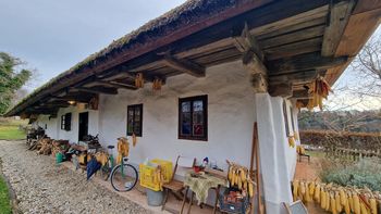 Pohoda po poti Ivana Potrča in Matije Murka Pohoda po poti Ivana Potrča in Matije Murka