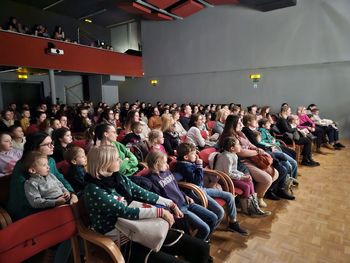Muca Copatarica je odprla Otroški abonma Mokronožec Muca Copatarica je odprla Otroški abonma Mokronožec