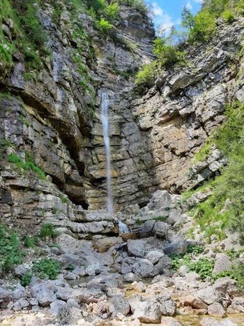 Predloga odredb o omejitvah obiskovanj sotesk Fratarica in Predelica Predloga odredb o omejitvah obiskovanj sotesk Fratarica in Predelica