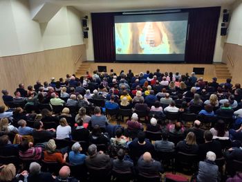 Pohorska komedija navdušila tudi v Braslovčah