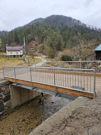Nova brv v Sr. Doliču ter most čez reko Mevljo v Stražah