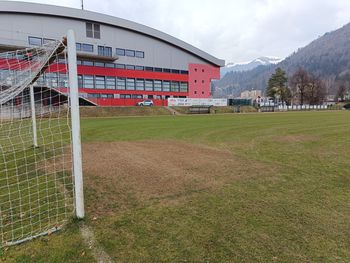 Priprava nogometnega igrišča v Športnem parku Podmežakla na sezono 2024