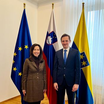 Veleposlanica ZDA navdušena nad bogato zgodovino Celja