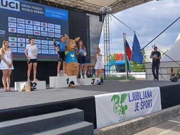 Dolenjska Balanca na stopničkah Dolenjska Balanca na stopničkah