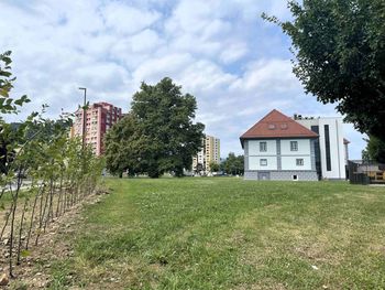 Park pri dvorcu Lanovž dobiva novo podobo