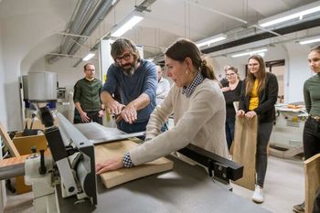 Center Rog ponovno uspešen pri pridobivanju evropskih sredstev na treh razpisih Evropske komisije Center Rog ponovno uspešen pri pridobivanju evropskih sredstev na treh razpisih Evropske komisije