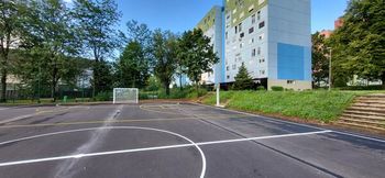 Prenovili smo športno igrišče v Dravljah Prenovili smo športno igrišče v Dravljah