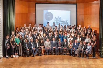 Priznanje in nagrada za najuspešnejše srednješolce generacije 2023/24