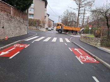 Rekonstrukcija ceste v KS Sava na Jesenicah tik pred zaključkom