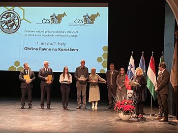 Občina Ravne na Koroškem čebelam najprijaznejša občina Občina Ravne na Koroškem čebelam najprijaznejša občina