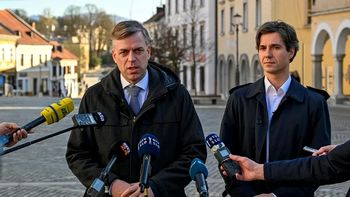 Župan z ministrom Mescem o zaposlovanju Romov Župan z ministrom Mescem o zaposlovanju Romov