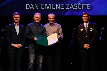 Podelili smo priznanja s področja varstva pred naravnimi in drugimi nesrečami Podelili smo priznanja s področja varstva pred naravnimi in drugimi nesrečami
