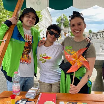 Naj prostovoljca Mladih zmajev za leto 2024 Naj prostovoljca Mladih zmajev za leto 2024