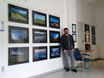 Razstava Matjaža Vidmarja v prostorih Občine Jesenice