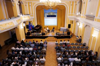 Mladi raziskovalci znova navdušili z vedoželjnostjo in ustvarjalnostjo