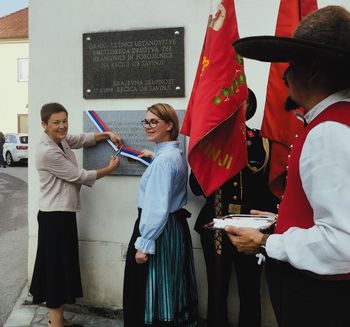 ŽIVAHNO PREDPRAZNIČNO DOGAJANJE