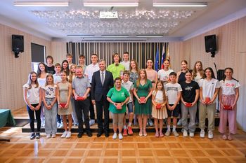 Županov sprejem najboljših šolarjev v znanju in športu