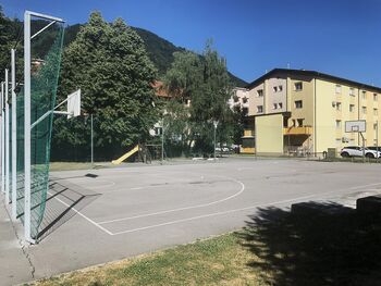 Načrtovana obnova igrišča na Polju