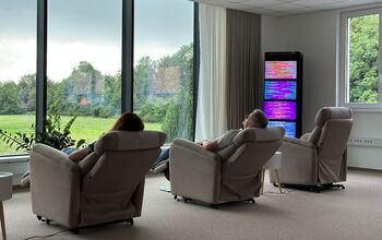 Harmonija telesa in srca, prostor, kjer napredna tehnologija sreča celostno dobro počutje.