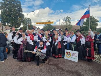 Preddvorski folklorniki v Alzaciji – ko se srečata ples in kislo zelje