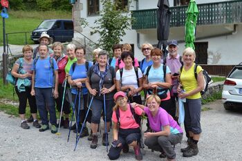 Pohodniki DU Preddvor in 70 let Metke Štempihar