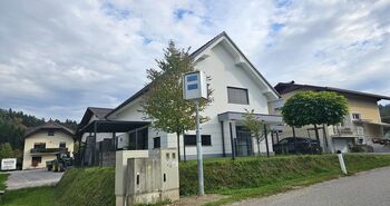 Radar v Seničici: pločnik še čaka na soglasja lastnikov!