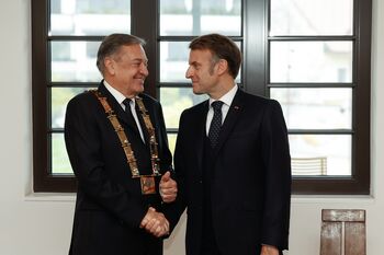 Predsednik Francije na obisku v Ljubljani Predsednik Francije na obisku v Ljubljani