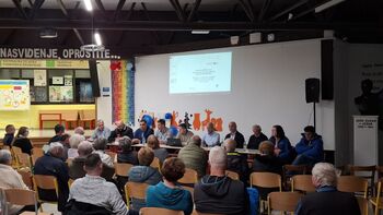 Srečanje s krajankami in krajani na Koroški Beli o poteku sanacije plazov