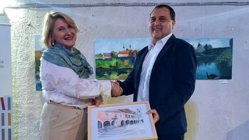 OTVORITEV RAZSTAVE LIKOVNO KULTURNEGA DRUŠTVA MAVRICA V KNJIŽNICI MIRANA JARACA