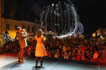 S prižigom lučk smo uradno otvorili advent v Novem mestu S prižigom lučk smo uradno otvorili advent v Novem mestu