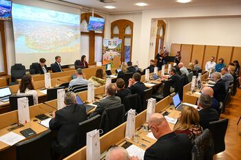 Občina podelila štipendije, nadaljnja podpora novomeški industriji Občina podelila štipendije, nadaljnja podpora novomeški industriji