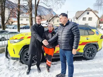 Prevzem novega vozila za urgentnega zdravnika