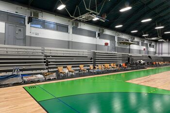 Prenova Športne dvorane Marof se zaključuje z montažo nove tribune