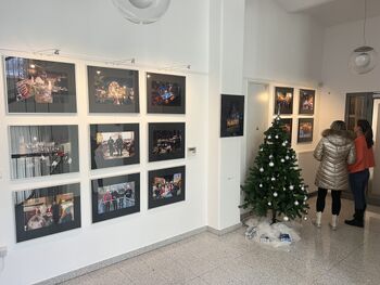 Fotografski utrinki iz Nagolda v prostorih Občine Jesenice