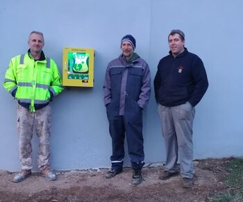 Nov AED na Vrhu Nov AED na Vrhu