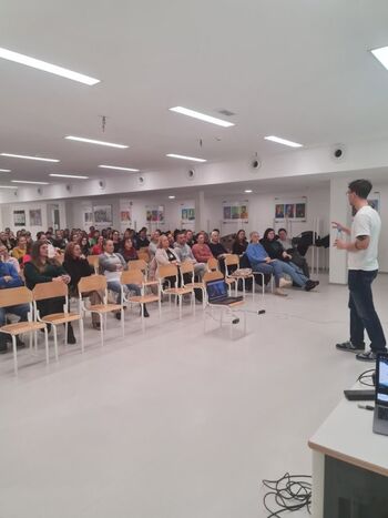 Strokovno predavanje o ADHD za starše in strokovne delavce Strokovno predavanje o ADHD za starše in strokovne delavce