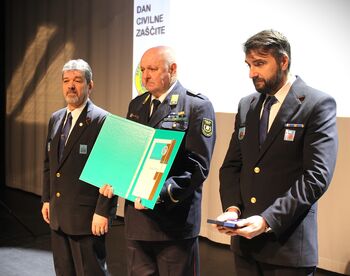 PRIZNANJE SREBRNI ZNAK CIVILNE ZAŠČITE V NAŠO OBČINO – ČESTITAMO JOŽETU ZORANU