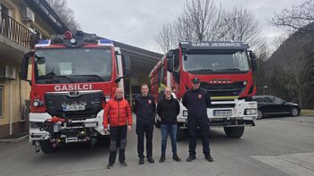 Obisk poveljnika gasilcev iz Nagolda v Gasilsko reševalni službi Jesenice