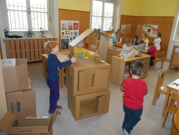 80 let javnega vrtca Tončke Čečeve 